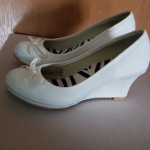 Woman's wedges